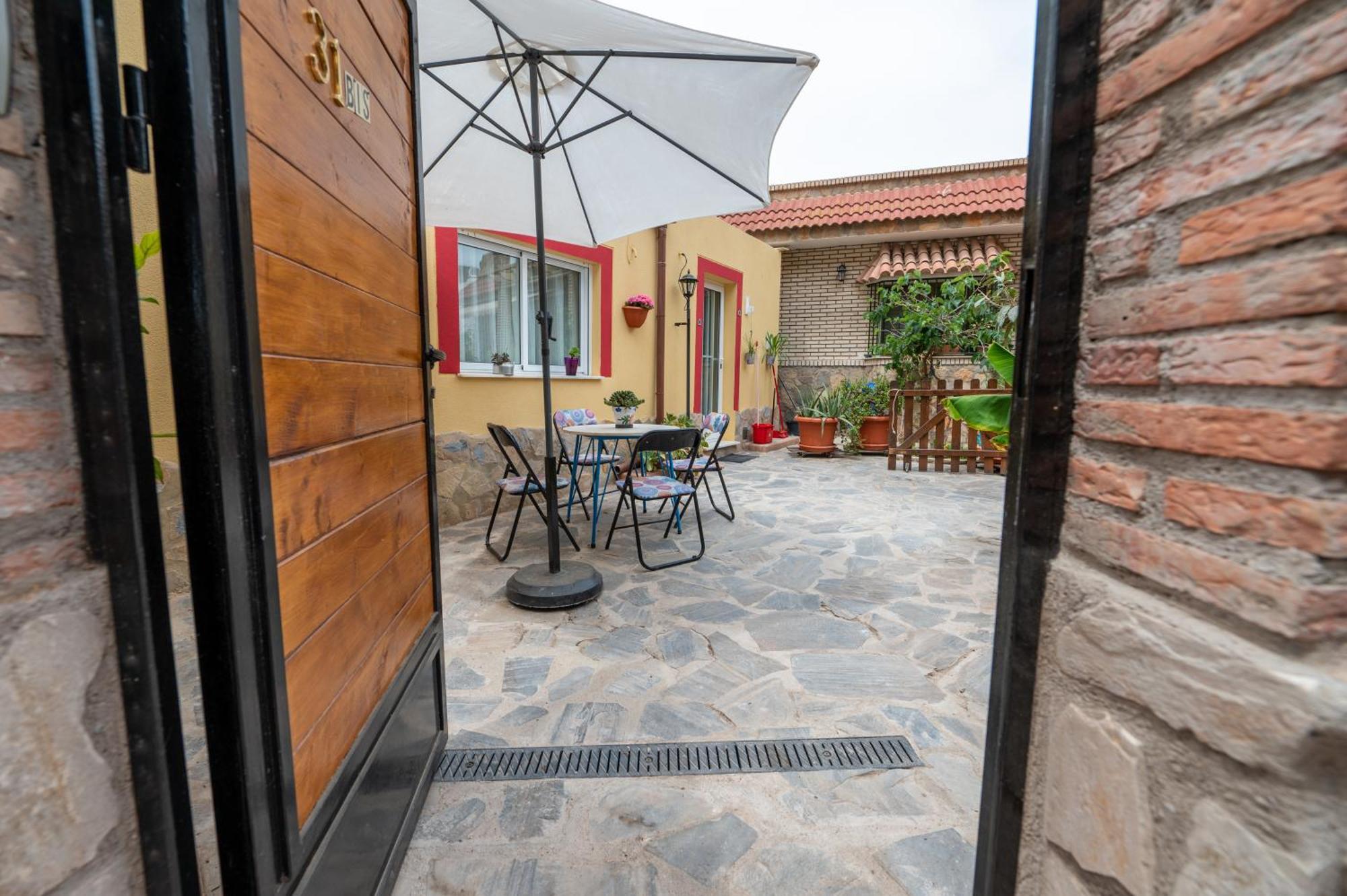 Casa "La Gata Azul" Con Jardin Privado Villa El Campillo del Moro Luaran gambar